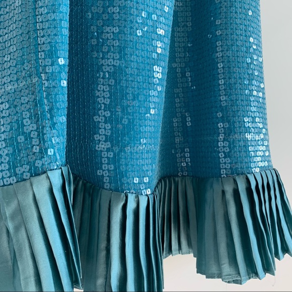 Betsy Johnson dress - Picture 2 of 4